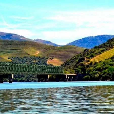 Sendme2portugal: Santa Catarina Lägenhet *