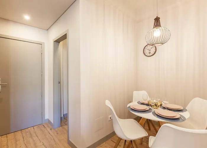 Sendme2portugal: Santa Catarina Appartement Oporto