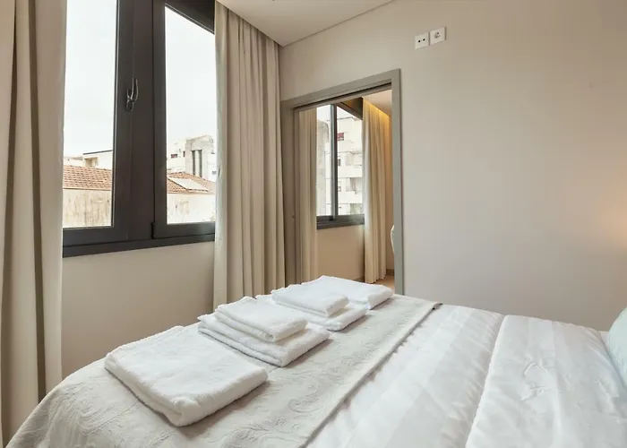 Sendme2portugal: Santa Catarina Appartement *
